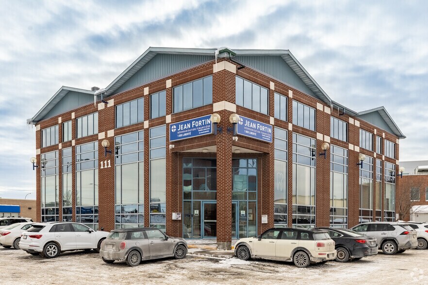 111 Boul de l'Hôpital, Gatineau, QC for lease - Primary Photo - Image 1 of 2
