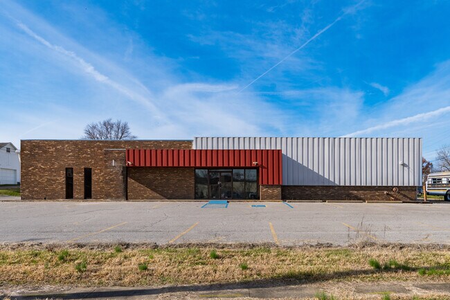 Plus de détails pour 43 Beaumont St, Zanesville, OH - Local d'activités à louer
