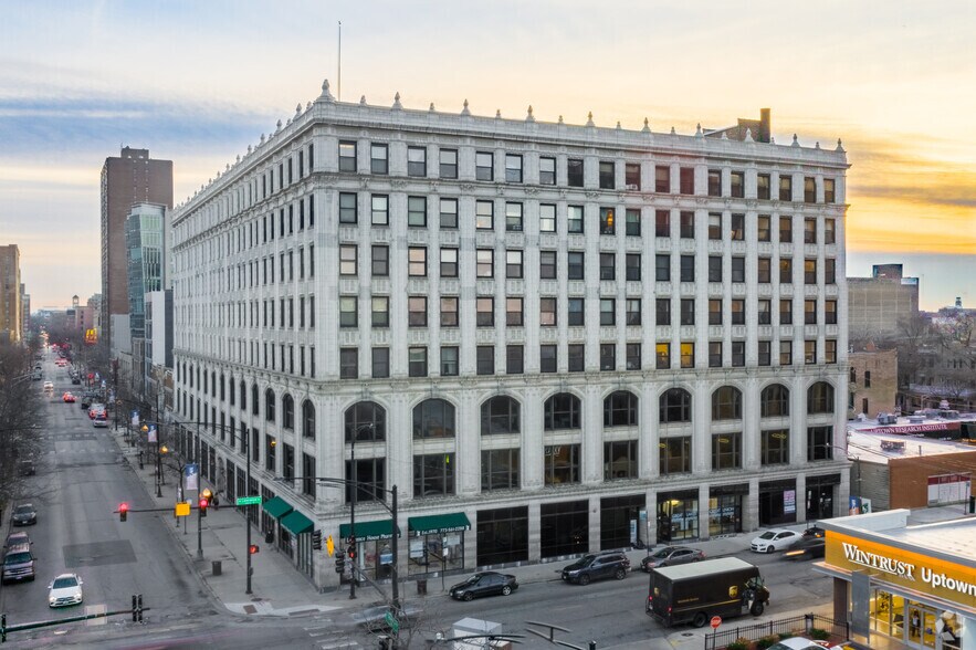 4740-4750 N Sheridan Rd, Chicago, IL à louer - Photo du bâtiment - Image 2 de 7