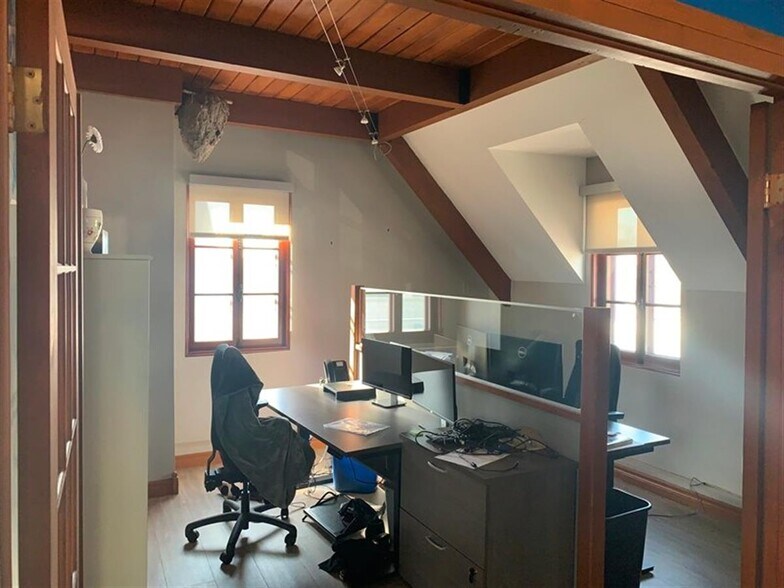 275 Boul Des Braves, Terrebonne, QC à vendre - Photo intérieure - Image 3 de 9