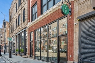 2321 W North Ave, Chicago, IL à louer Photo du bâtiment- Image 2 de 18