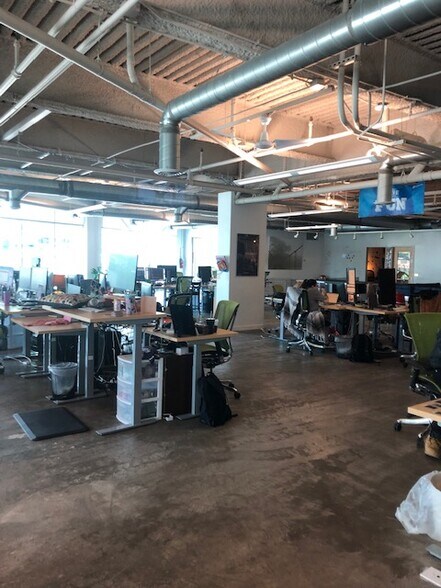 125 W 4th St, Royal Oak, MI à louer - Photo intérieure - Image 3 de 3