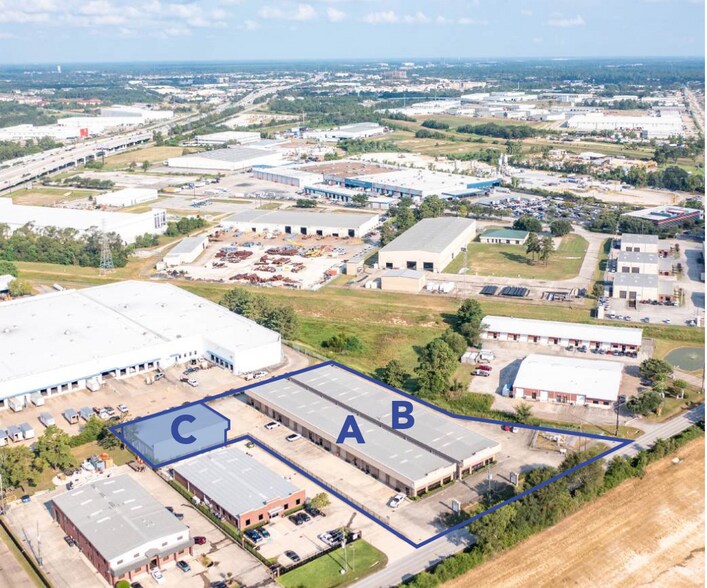 10963 Cutten Rd, Houston, TX à louer - Photo du bâtiment - Image 2 de 6