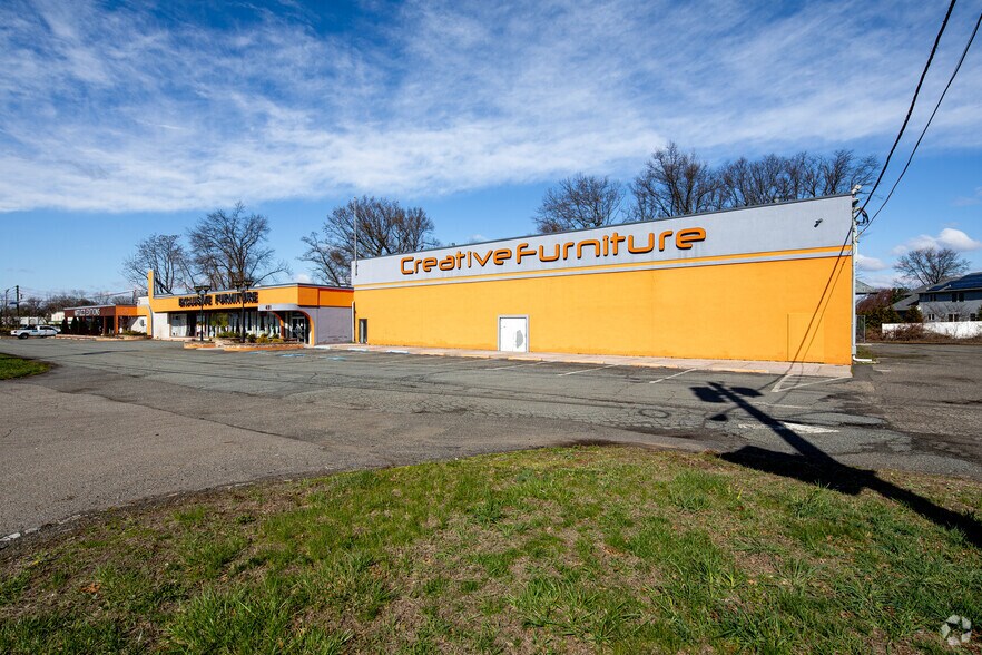 491 Route 46, Fairfield, NJ à louer - Photo du bâtiment - Image 3 de 5
