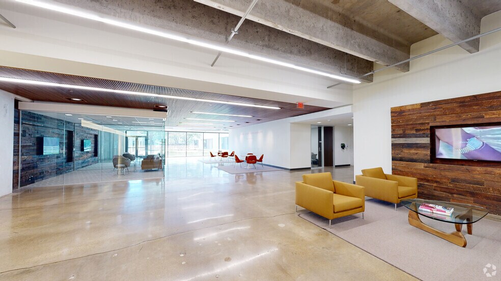 901 S Central Expy, Richardson, TX à louer - Numérisation 3D de Matterport - Image 3 de 21