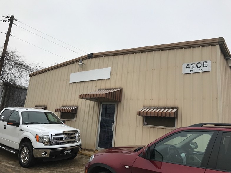 4202 Pro St, Shreveport, LA for sale - Primary Photo - Image 1 of 17