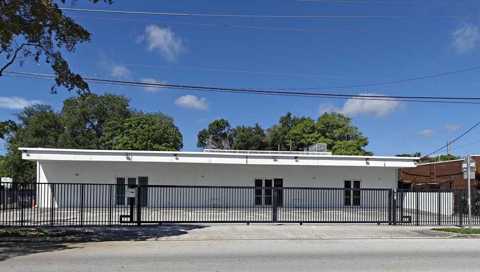5900 NW 2nd Ave, Miami, FL à louer - Photo du bâtiment - Image 1 de 5