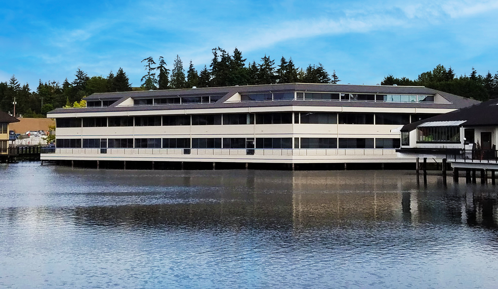 40 Lake Bellevue Dr, Bellevue, WA for lease - Building Photo - Image 1 of 8