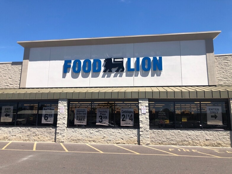 22210 Northwestern Pike, Romney, WV for lease - Building Photo - Image 2 of 3