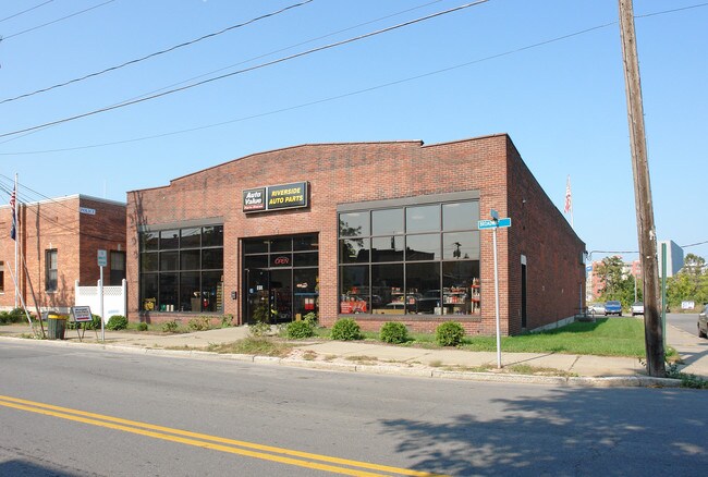 More details for 223 Broadway, Rensselaer, NY - Retail for Sale