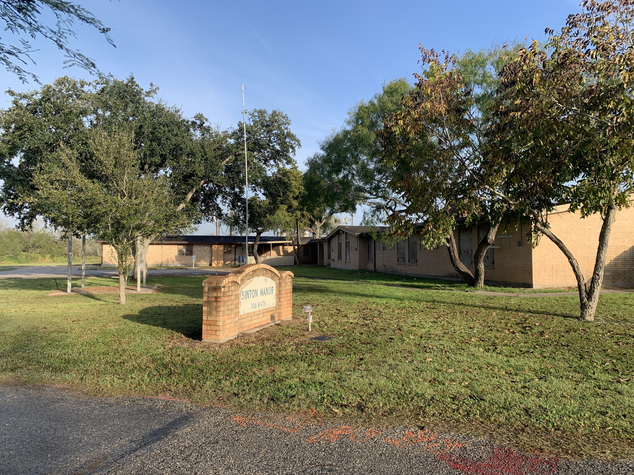 936 W 4th St, Sinton, TX for sale Building Photo- Image 1 of 1