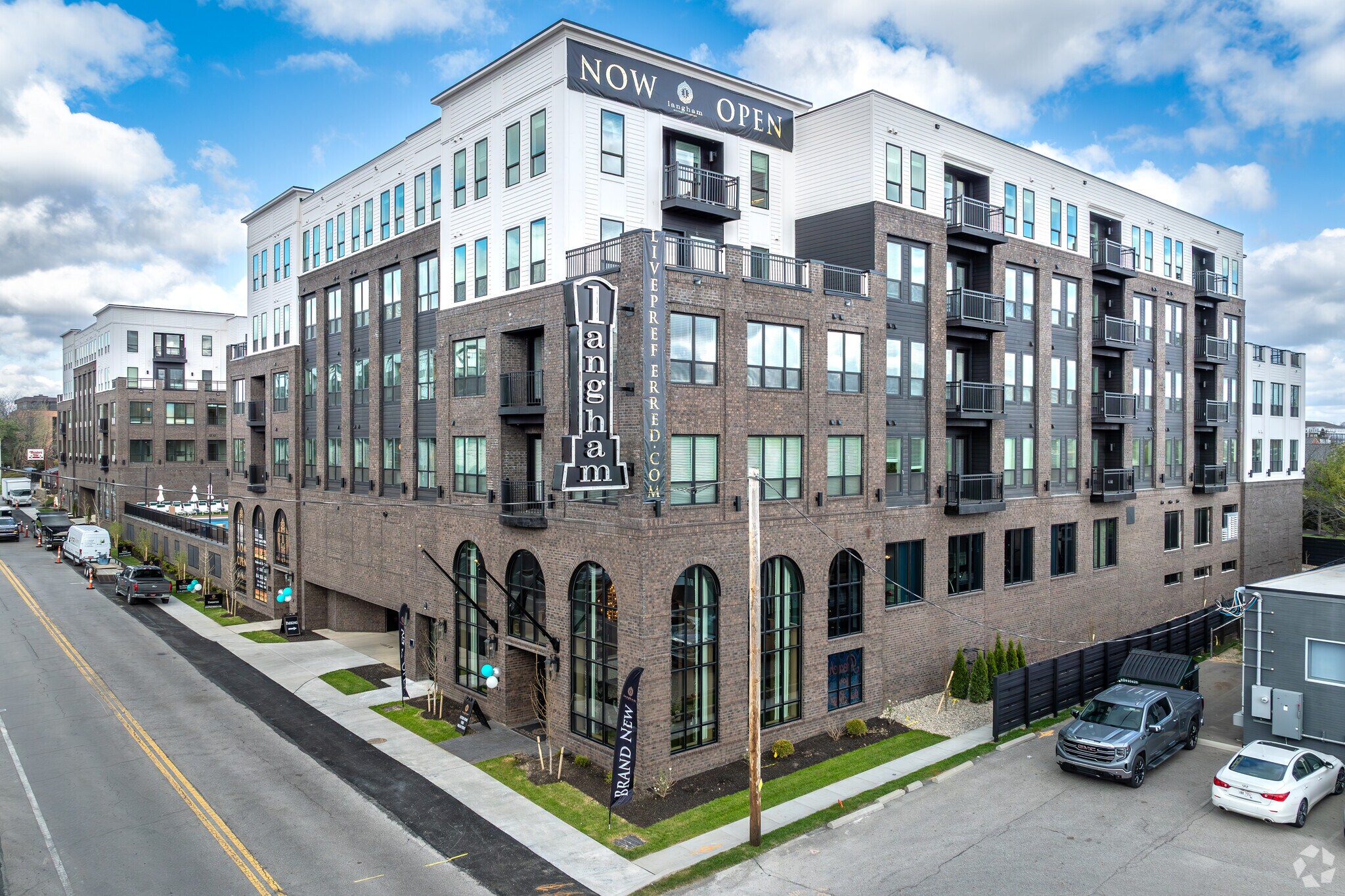 1134 Chambers Rd, Columbus, OH à louer Photo du bâtiment- Image 1 de 2