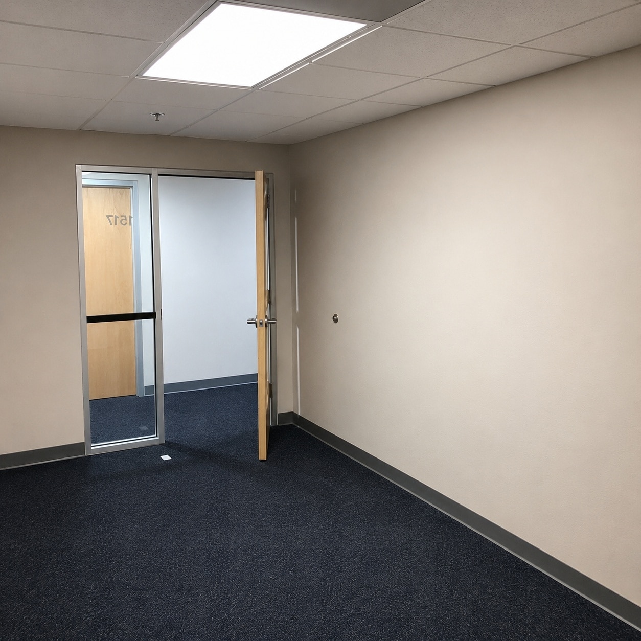 105 Professional Pky, Yorktown, VA for lease Interior Photo- Image 1 of 2