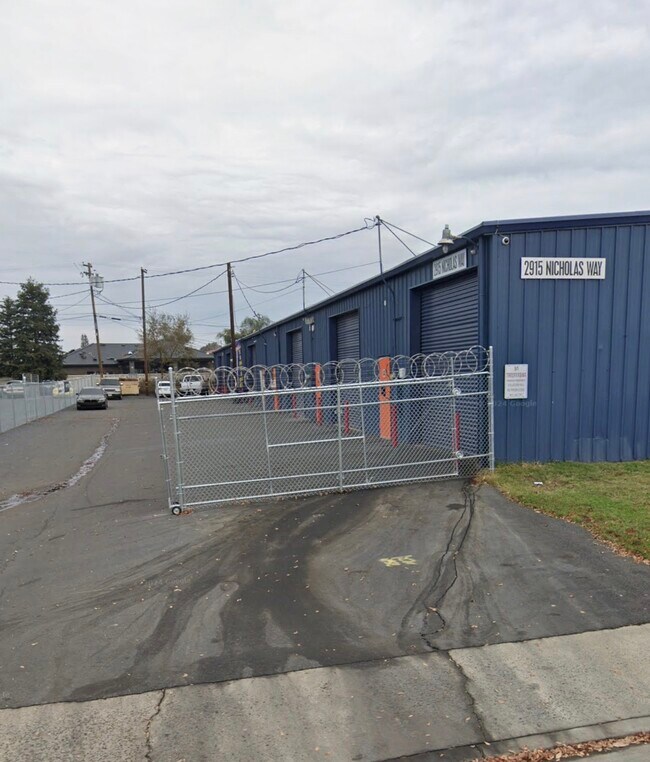 Plus de détails pour 2915 Nicholas Way, Modesto, CA - Industriel à louer