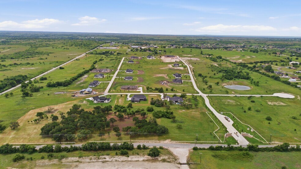 613 Savage Ln, Aledo, TX à vendre - Photo du bâtiment - Image 3 de 19