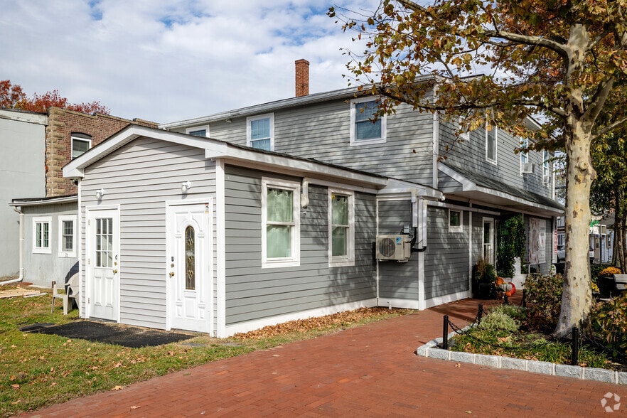 26-28 Main St, Kings Park, NY for sale - Building Photo - Image 2 of 6