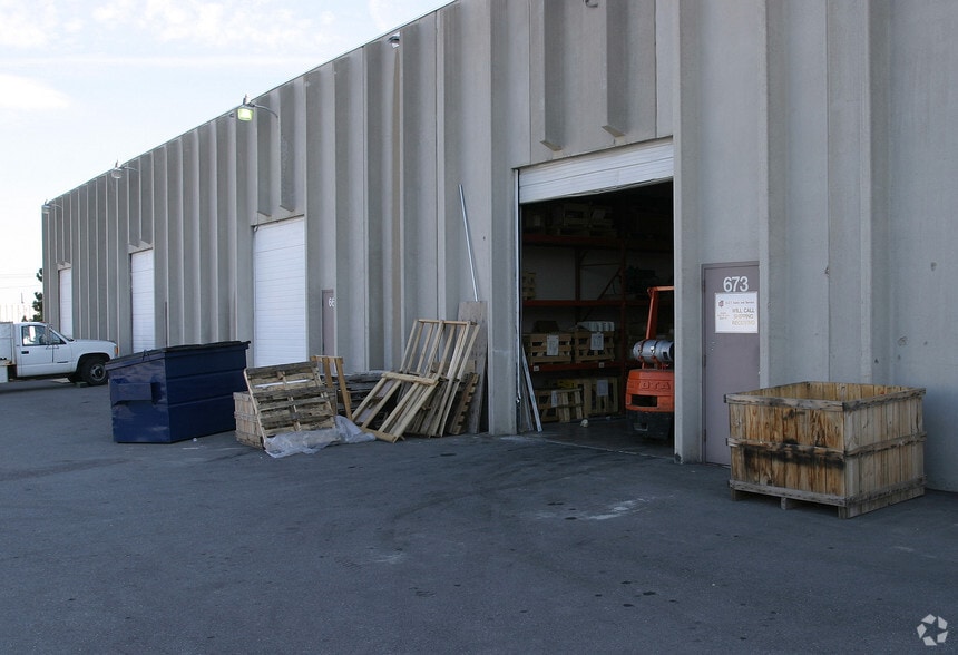657-675 W 7250 S, Midvale, UT for lease - Building Photo - Image 3 of 7