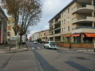 Plus de détails pour Commerce de détail à vendre