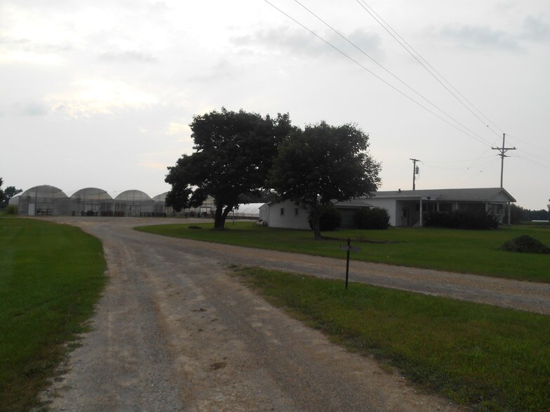 4845 Lake Pleasant Rd, North Branch, MI à vendre - Photo principale - Image 1 de 6