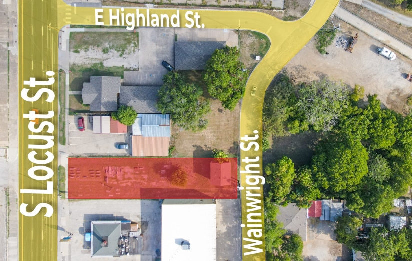 615 S Locust St, Denton, TX for sale - Building Photo - Image 2 of 7