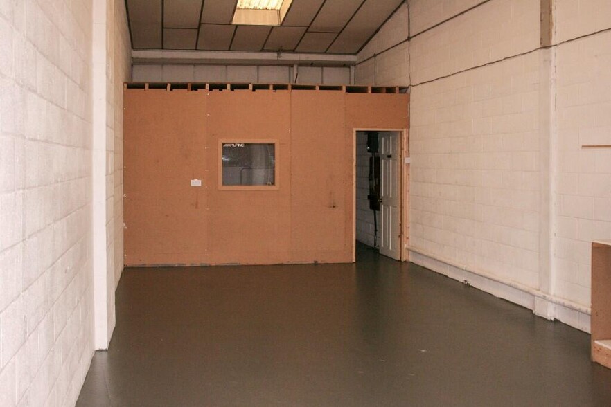 Winwick Quay, Warrington for lease - Interior Photo - Image 3 of 15