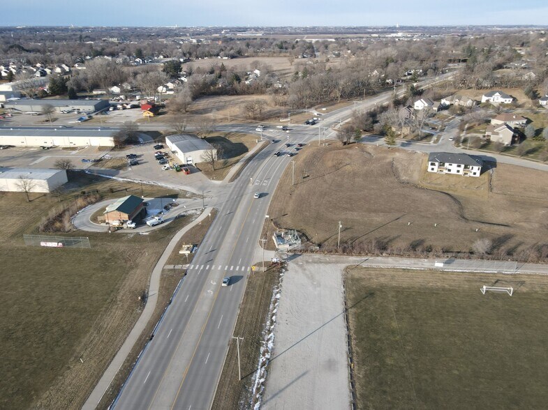 4461 NW 66th ave, Johnston, IA à vendre - Photo du bâtiment - Image 2 de 2