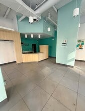 362 8th Ave, New York, NY à louer Photo intérieure- Image 2 de 4