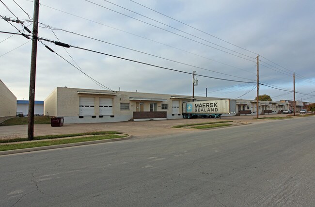 More details for 2908-2948 Blystone Ln, Dallas, TX - Industrial for Lease