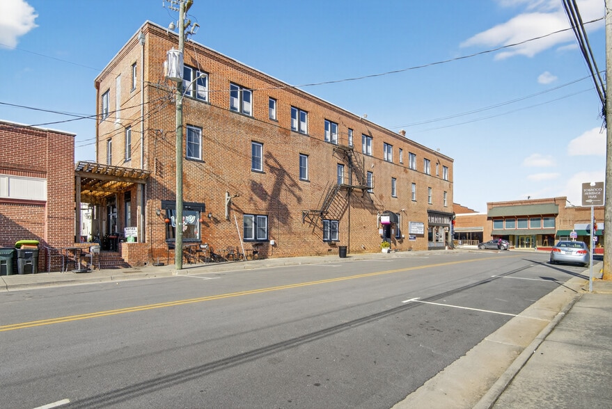 104-110 S Hill Ave, South Hill, VA for sale - Building Photo - Image 3 of 91