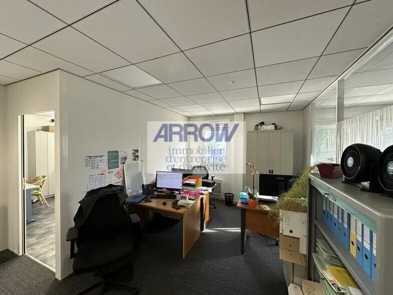 Bureau dans Saint-Herblain à louer - Photo du bâtiment - Image 3 de 8