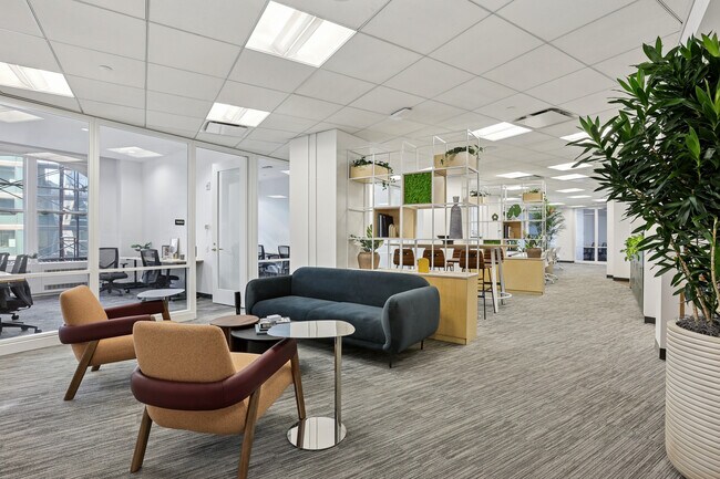 Plus de détails pour 5 Columbus Cir, New York, NY - Coworking à louer