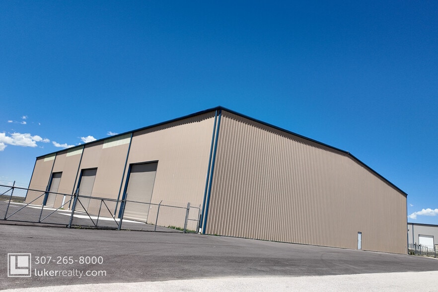 6214 Tonkawa Trl, Bar Nunn, WY for sale - Building Photo - Image 3 of 16