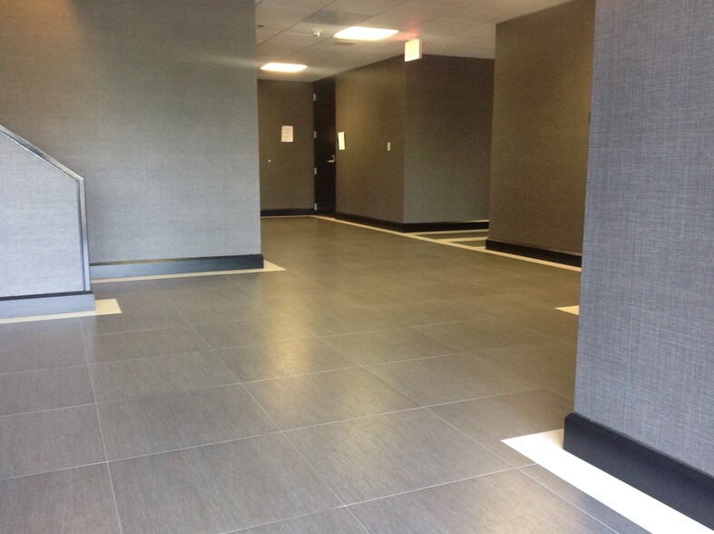 4 California Ave, Framingham, MA à louer - Photo intérieure - Image 3 de 4