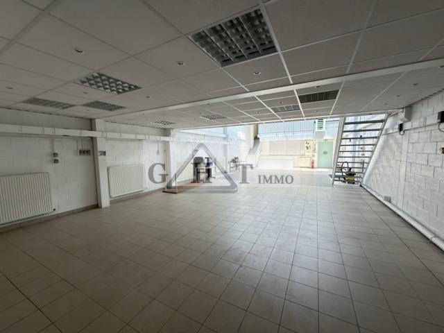 Industrial in Bondoufle for sale - Building Photo - Image 2 of 13