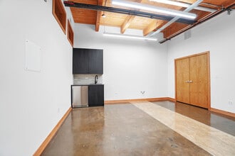 1800-1814 W Cuyler Ave, Chicago, IL à louer Photo intérieure- Image 1 de 3