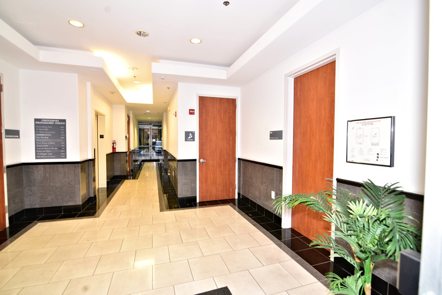 3010 Crain Hwy, Waldorf, MD for sale - Lobby - Image 2 of 14