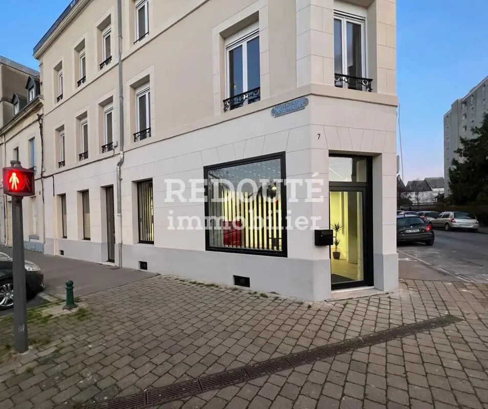 Retail in Reims for lease Building Photo- Image 1 of 5