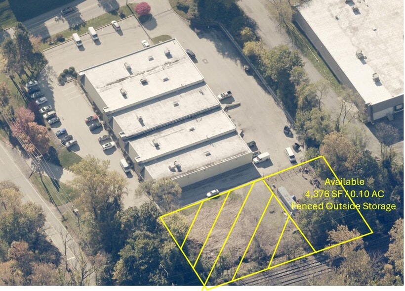 37 N Industrial Blvd, Paoli, PA for lease - Building Photo - Image 1 of 7