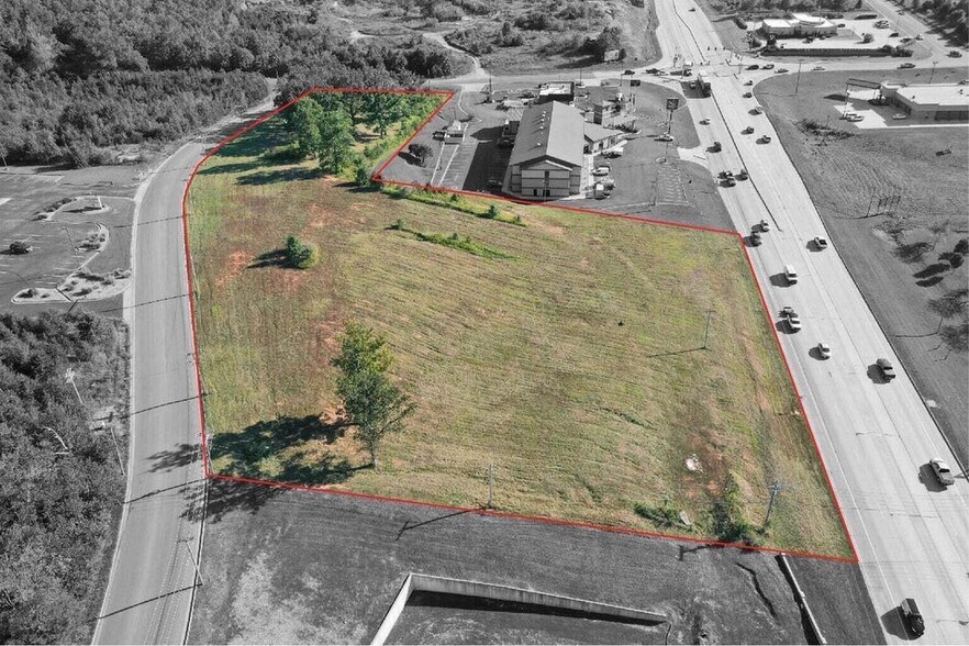181 N Kentucky Ave, West Plains, MO à vendre - Photo du bâtiment - Image 2 de 3
