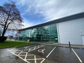 15 Marchburn Dr, Paisley for lease Building Photo- Image 2 of 4