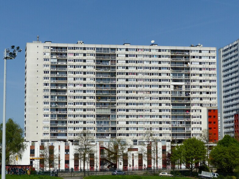 Commerce de détail dans Bagnolet à louer - Photo du bâtiment - Image 3 de 5