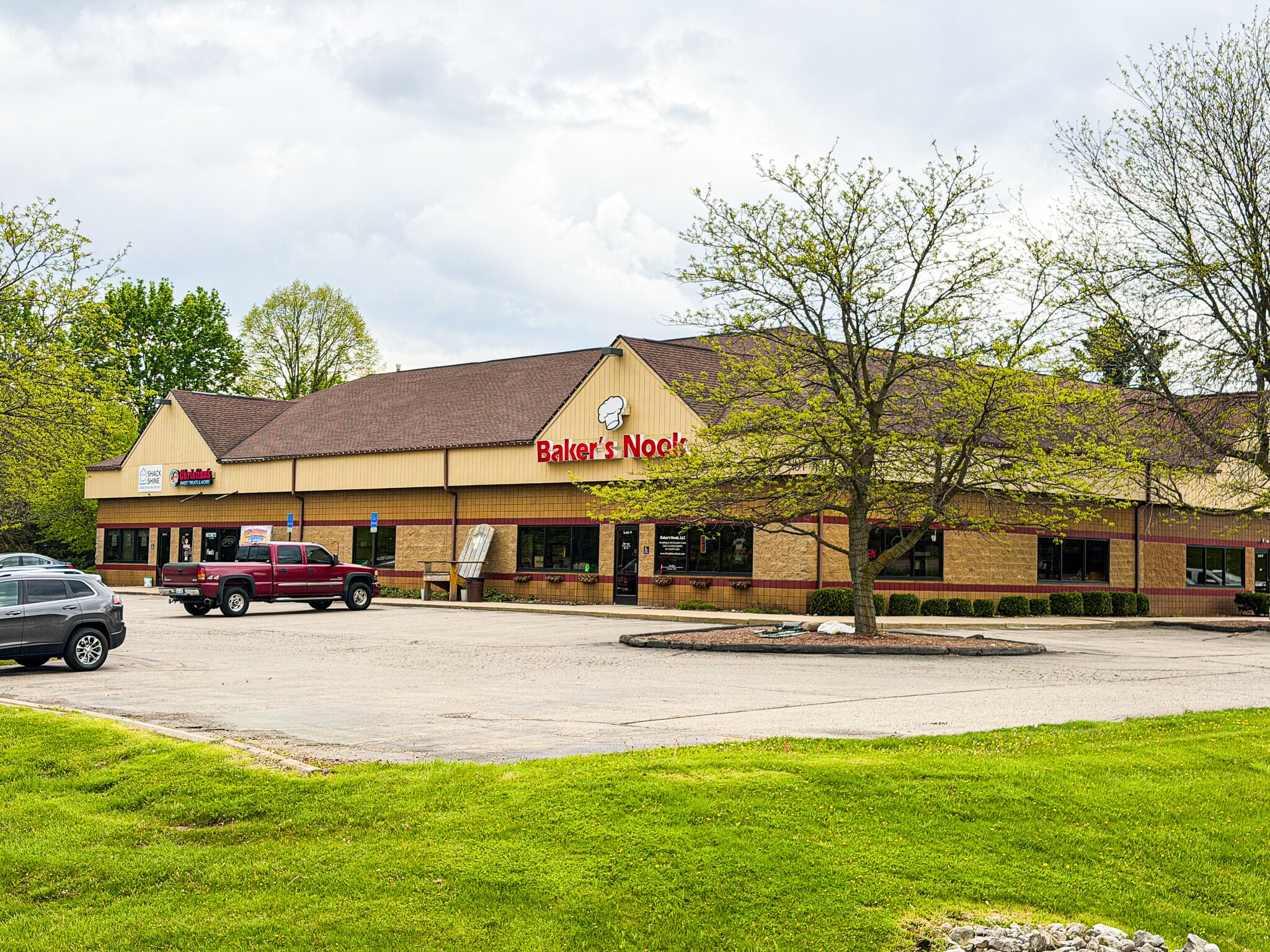 901 W Michigan Ave, Saline, MI for sale Primary Photo- Image 1 of 2