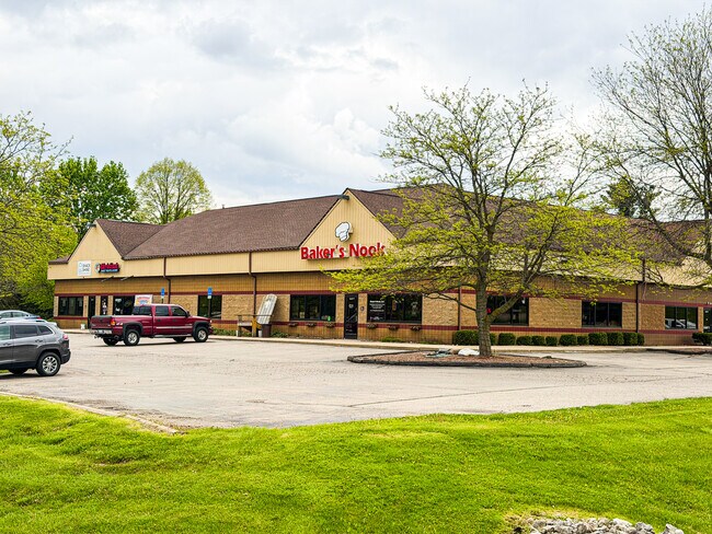 More details for 901 W Michigan Ave, Saline, MI - Retail for Sale