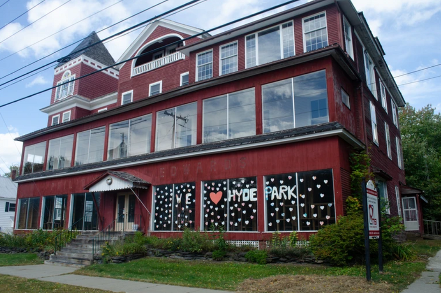 183 Main St, Hyde Park, VT for lease - Building Photo - Image 1 of 7