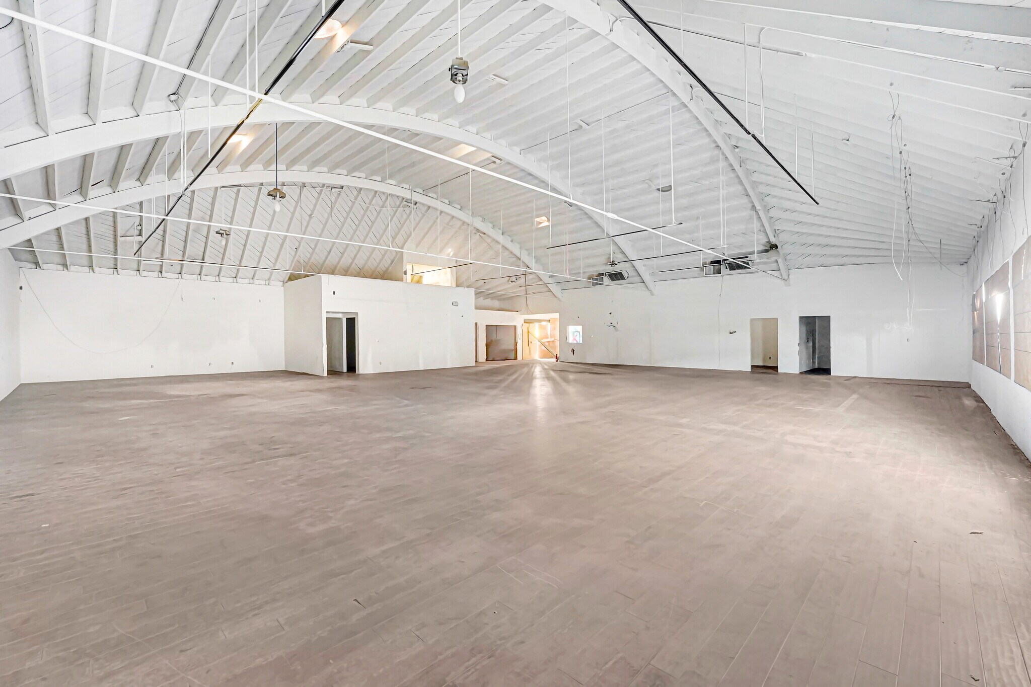 3472 S Centinela Ave, Los Angeles, CA à vendre Photo du bâtiment- Image 1 de 20