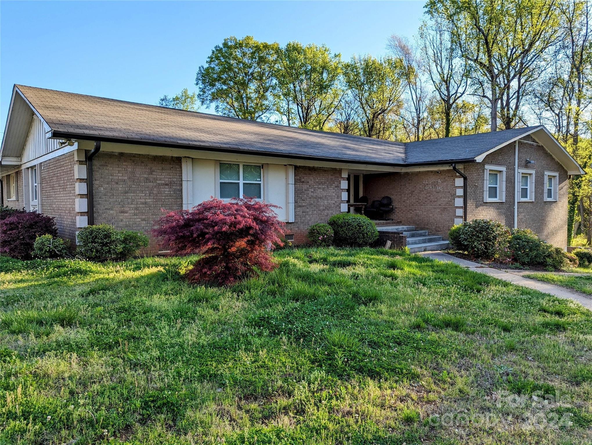 218 Sequoia Pl, Charlotte, NC for sale Primary Photo- Image 1 of 25