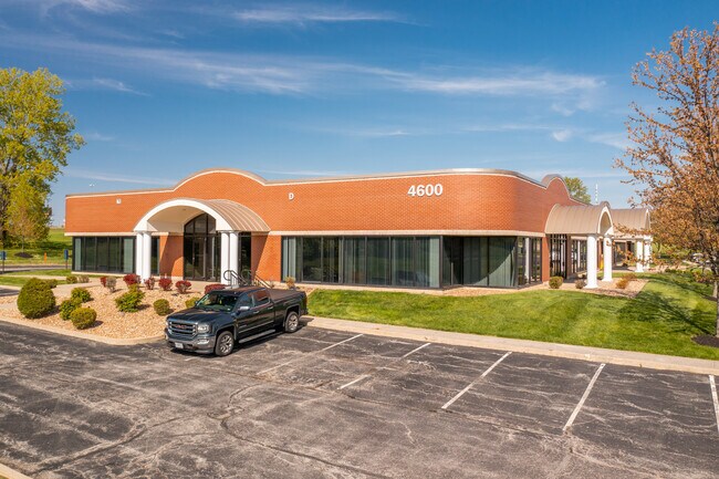 More details for 4600 Executive Center Pky, Saint Peters, MO - Office for Lease