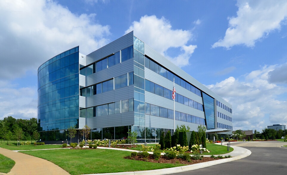 500 N Hurstbourne Pky, Louisville, KY for lease - Building Photo - Image 1 of 8