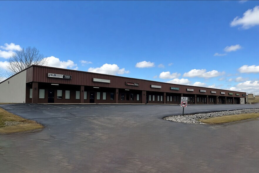 3530-3572 E US Highway 30, Warsaw, IN for lease - Building Photo - Image 2 of 6