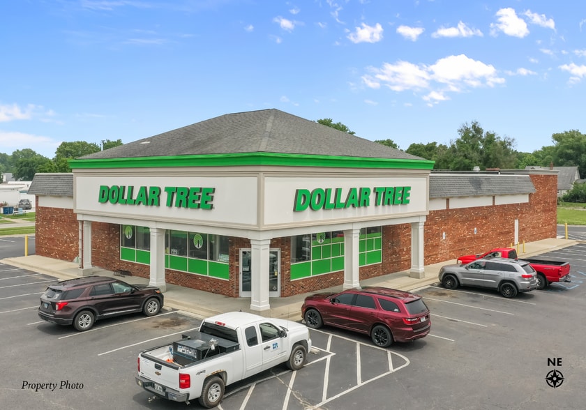 1320 Maple Ave, Terre Haute, IN for sale - Building Photo - Image 1 of 2